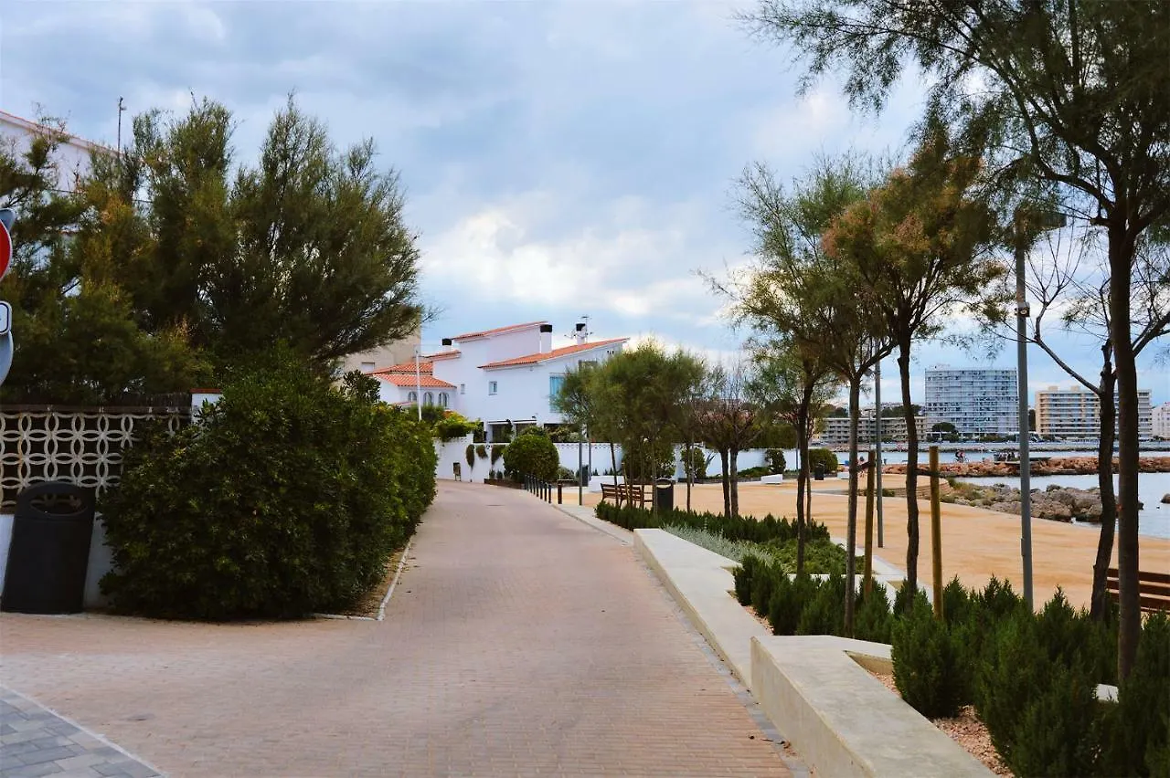 Coco Apt Renovated And With Seaview L'Escala